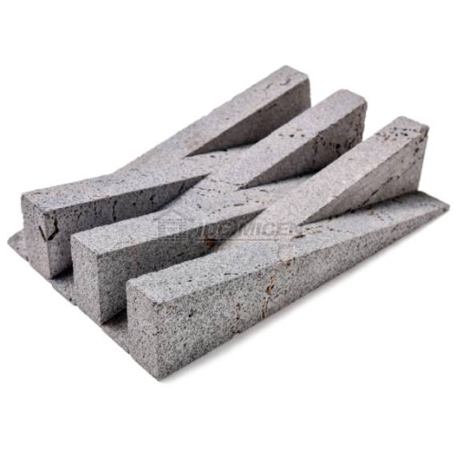 Đ&aacute; Ong bổ x&eacute;o tam gi&aacute;c